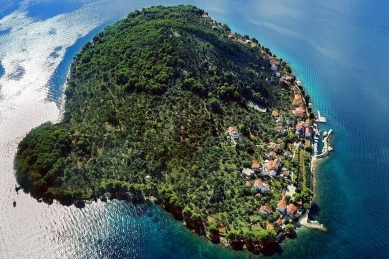 Zadar: 3 Islands SpeedBoat Tour with Snorkeling and Drinks - Price and Value