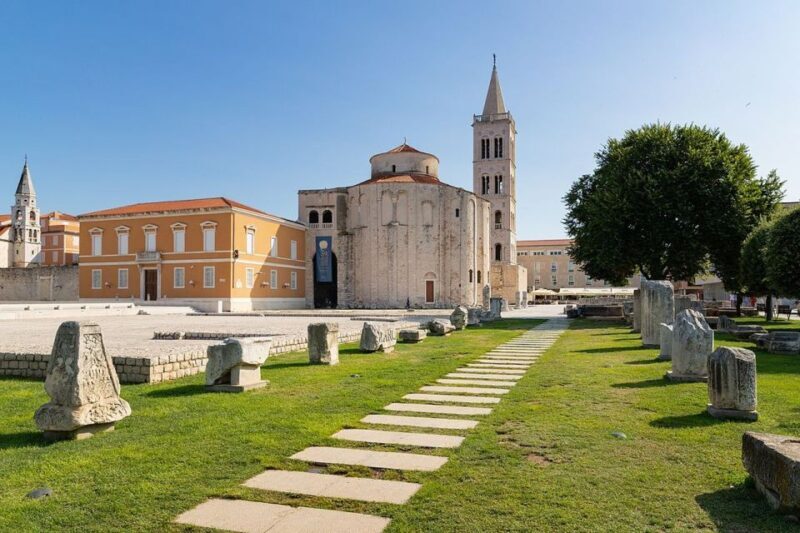 Zadar: Early Morning Walking Tour of the Old Town - The Fine Details