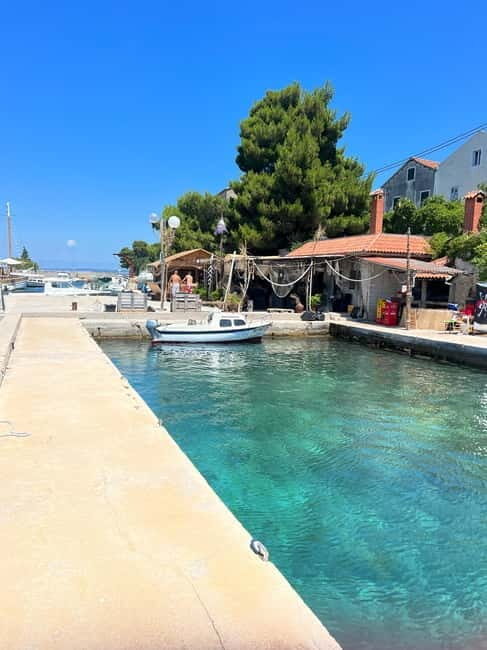 Zadar: Islands Speedboat Tour & Blue Bay Swim with Drinks - What the Reviews Say