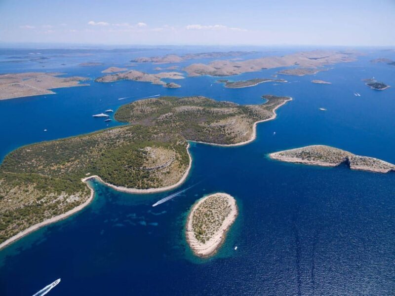 Zadar: National Park Kornati Tour with Eufemija boat - The Boat and Guides