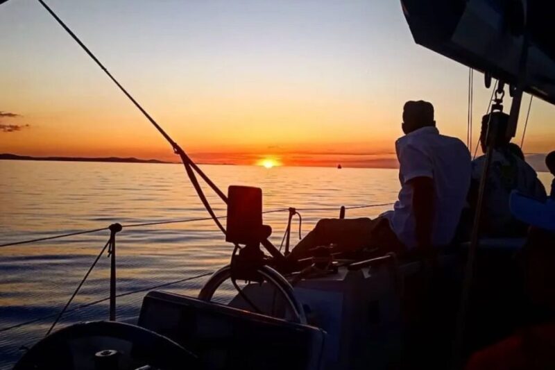 Zadar: Private Sunset Sailboat Tour with Drinks - A Relaxing Journey into the Croatian Sunset