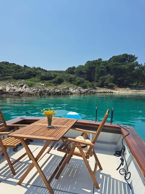 Zadar: Private Tour to Ugljan, Osljak and Galevac - Half Day - Zadar County Attractions