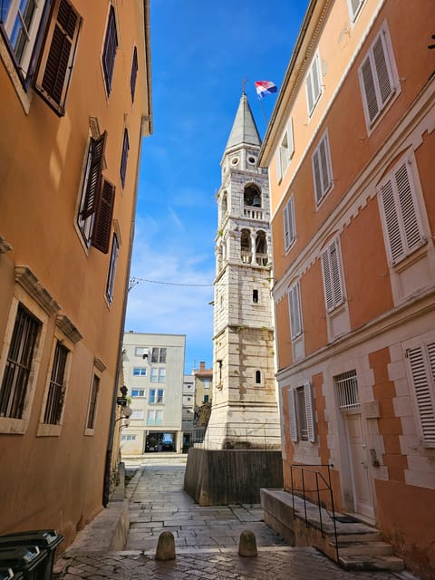 Zadar: Private walking tour through history and modern time - Key Points