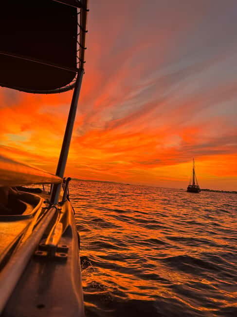 Zadar: Romantic, Luxury Sunset Boat Tour with Aperol Spritz - Key Points