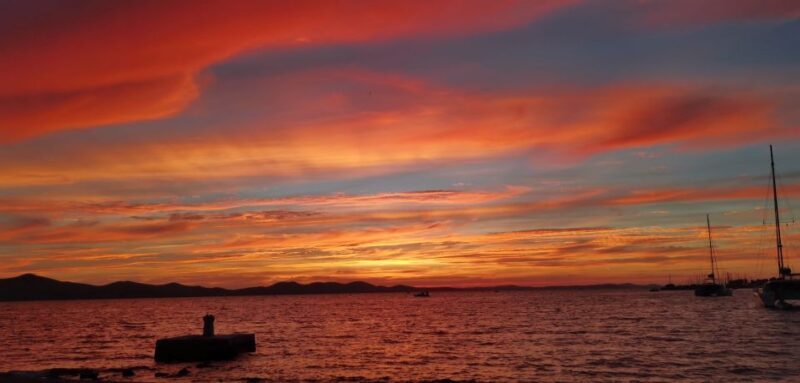 Zadar: Sunset and Night Cruise with Unlimited Sparkling Wine - The Value of the Tour