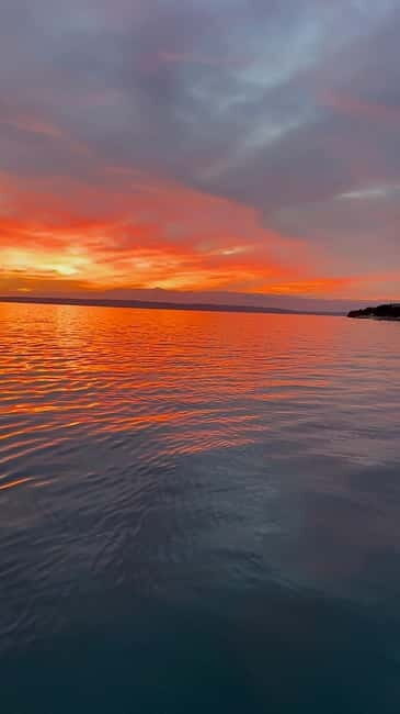Zadar: sunset harmony,boat,music,champagne - Key Points