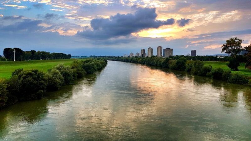 Zagreb: 2.5-Hour Cycle Back to Socialism Tour - Introduction: A Unique Glimpse into Zagreb’s Hidden Side