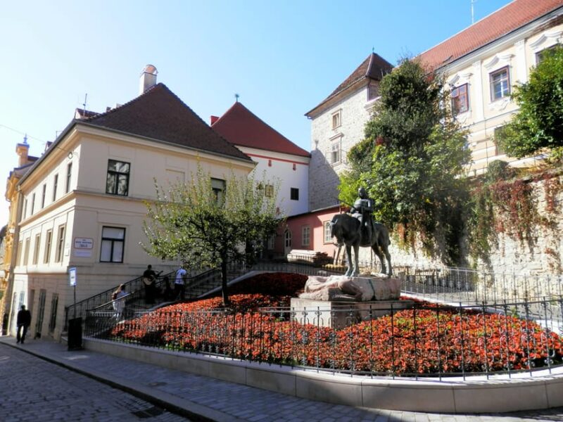 Zagreb: Group Walking Tour of Zagreb (Funicular Included) - Inclusions