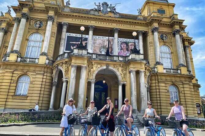 Zagreb Highlights Bike Tour - Key Points