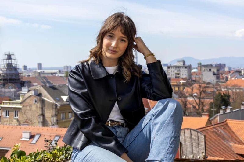 Zagreb: Photoshoot for Couples and Individuals - The Sum Up