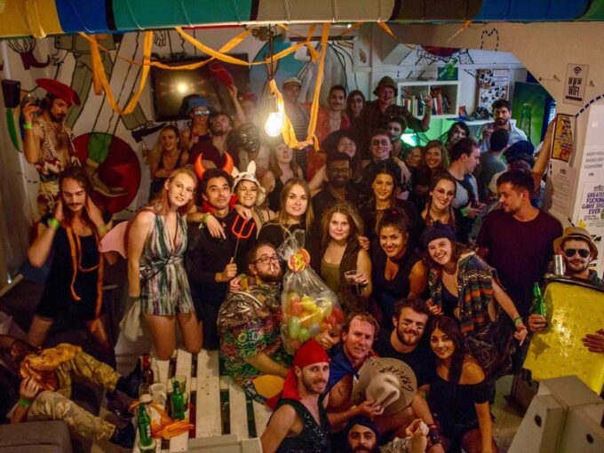 Zagreb: Pub Crawl, 1-Hour of Unlimited Drinks, & Club Entry - Inclusions and Pricing