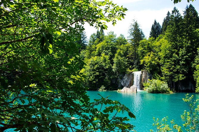 Zagreb to Split Private Transfer With Plitvice Lakes Guided Tour - Transfer Details