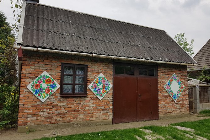 Zalipie- Painted Village, Private Tour From Krakow - Tour Itinerary and Highlights