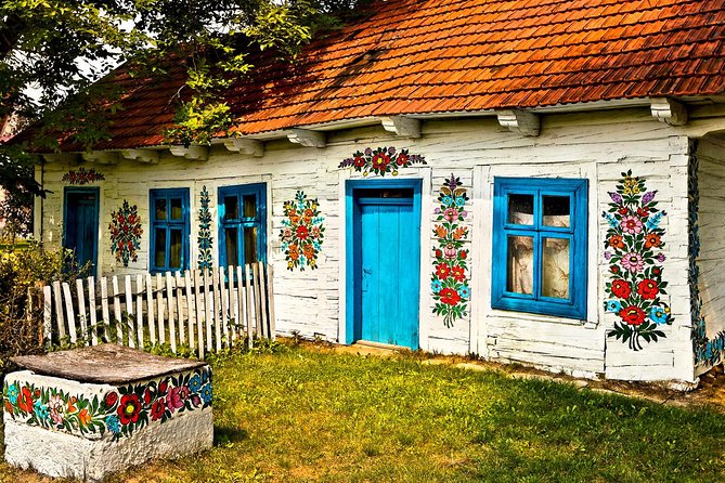 Zalipie- Painted Village, Private Tour From Krakow - Significance of Zalipies Murals