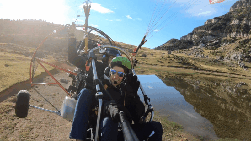Zaragoza: Aragonese Paragliding Experience - Pricing and Booking Details