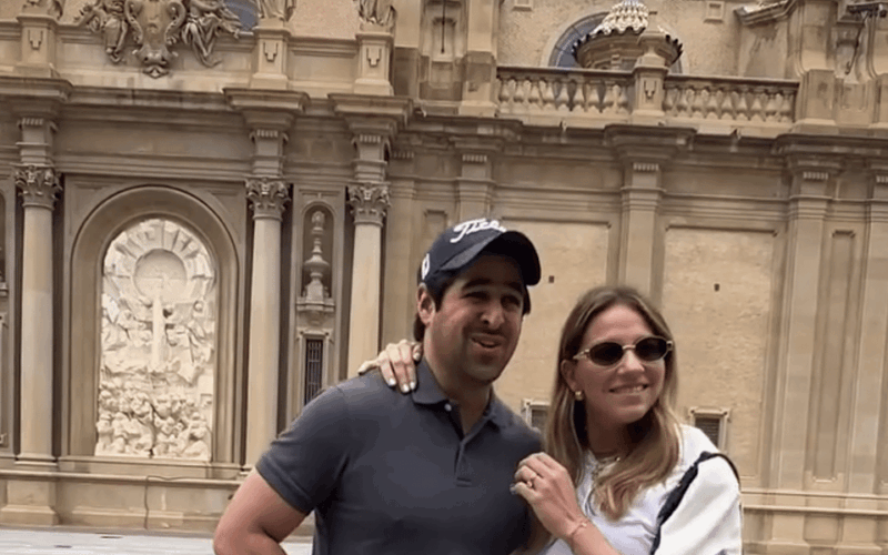 Zaragoza: Complete Tour, One Thousand and One Nights Experience With Dinner - Tour Experience