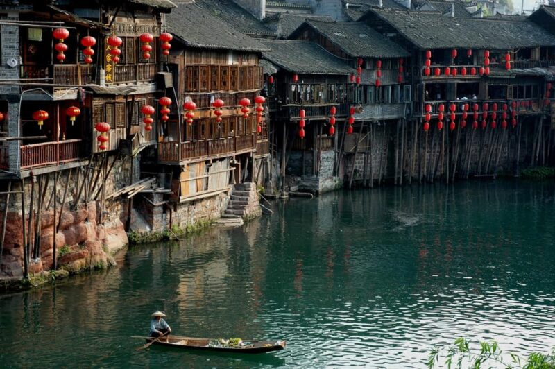 Zhangjiajie: Fenghuang Ancient Town+ Furong Town 2-Days Tour - Important Information