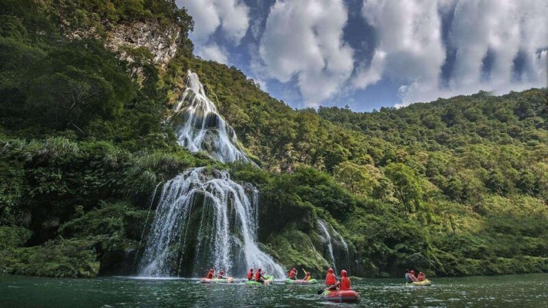 Zhangjiajie Mengdong River: Private Day Tour With Rafting - Rafting Experience