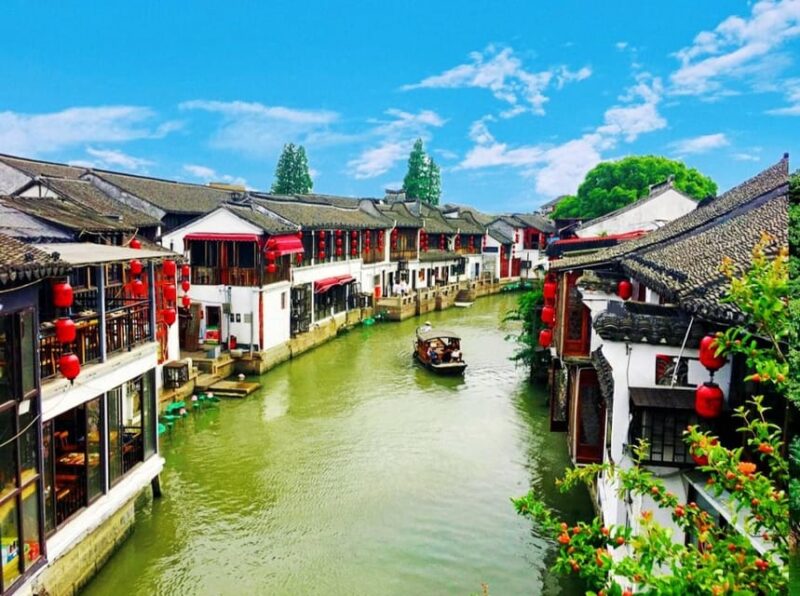 Zhujiajiao With Amazing Night Lights and Bar Experience - Good To Know