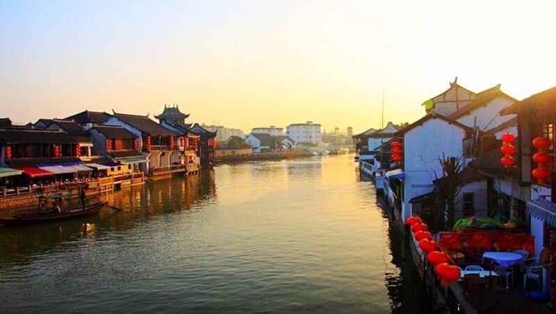 Zhujiajiao With Amazing Night Lights and Bar Experience - Night Experience
