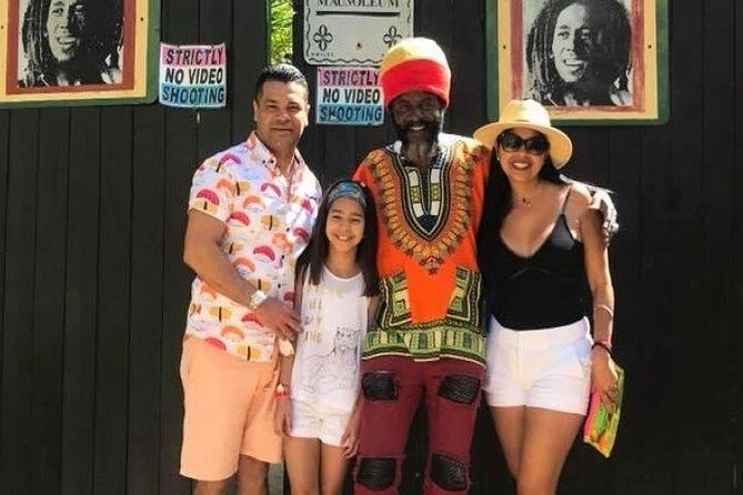 Zion Bus Line- Bob Marley Cultural Experience from Ocho Rios - A Practical Journey into Bob Marleys Jamaica: Zion Bus Lines Cultural Experience