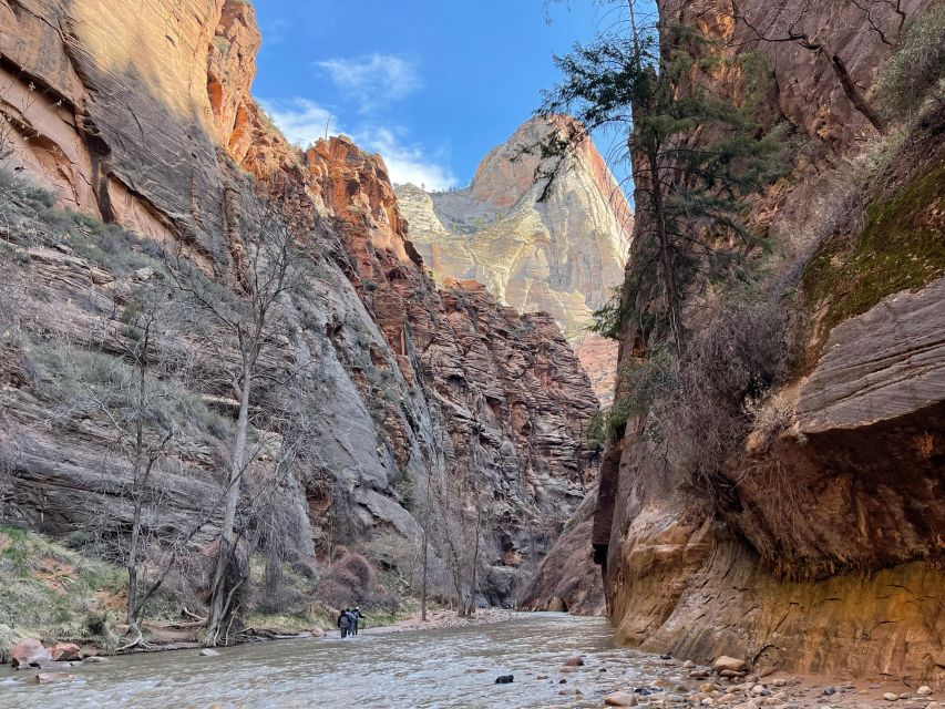 Zion Narrows - Guided Hike and Picnic - Return to Zion Visitor Center