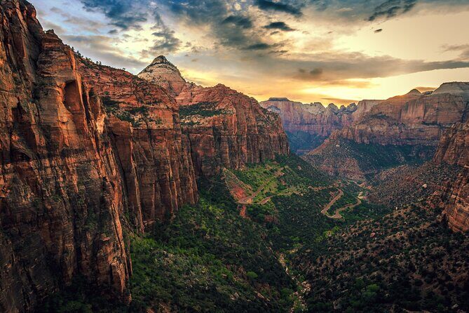 Zion National Park Self-Guided Driving & Shuttling Tour - Big Bend Viewpoint and Scenic Highlights