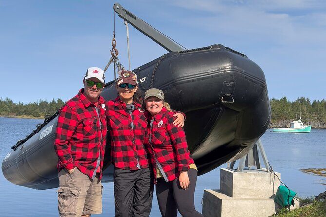 Zodiac Coastal Tour with Naturalist Guide: Lunenburg - The Sum Up