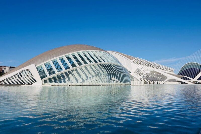 Zoom Through Valencia: Top 25 Hotspots on E-Scooters - The Ride Experience