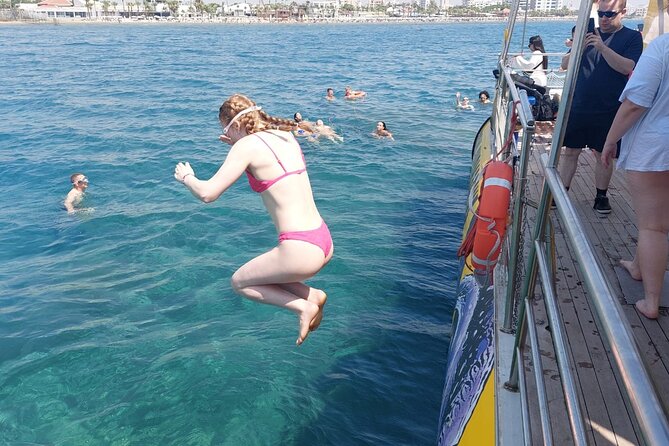 Zorky Yellow Semi Submarine and Zenobia Wreck 2 Hours Shared Tour - The Sum Up