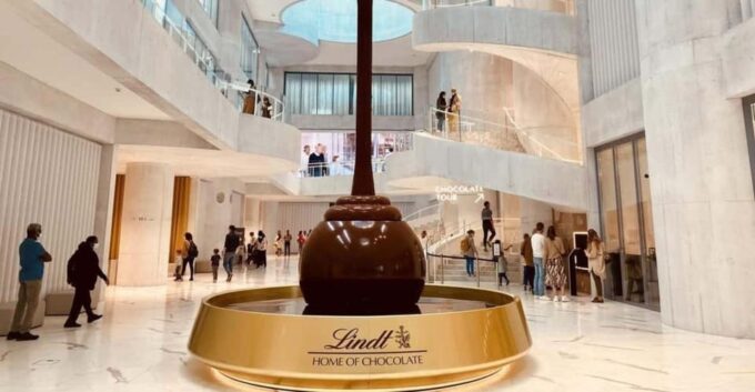 Zurich: City Tour W/ Boat Trip, Lindt Museum, & Cable Car - Authentic Swiss Lunch