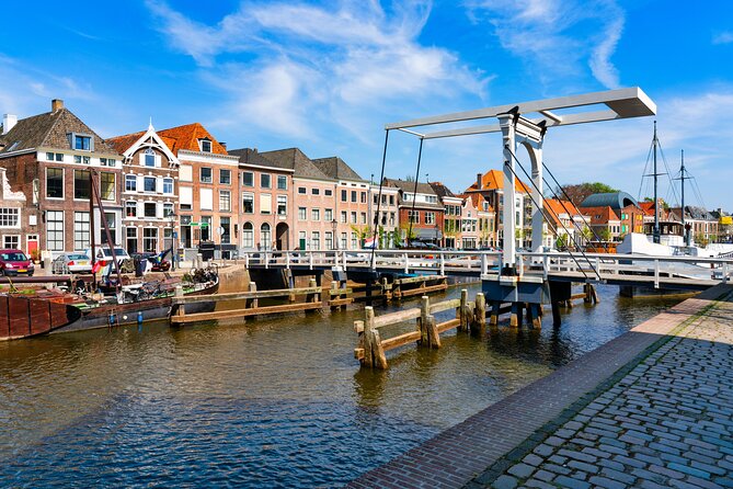 Zwolle in 1 Day - Walking Tour - Audioguide in 7 Languages - Highlights of the Experience